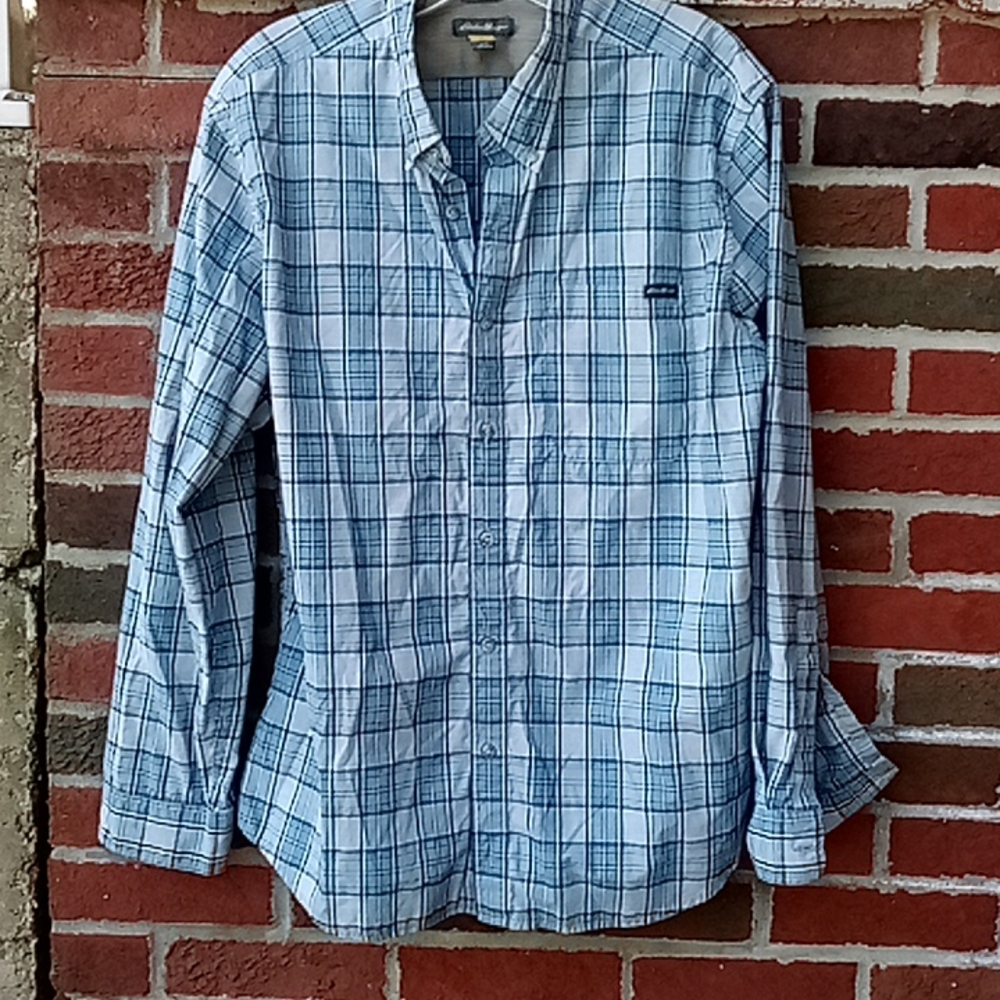 Eddie Bauer Button-Up Plaid Shirt in Light Blue and Navy Large